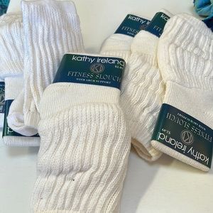 7 pairs of Kathy Ireland fitness slouch socks